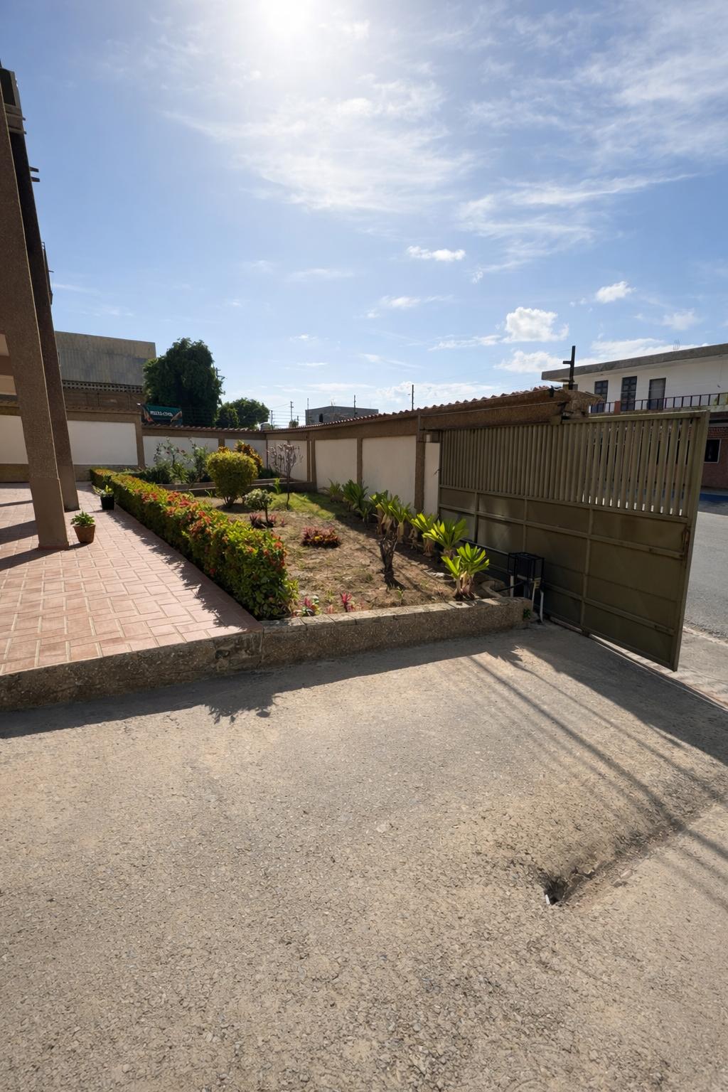 Vista exterior del conjunto en Porlamar